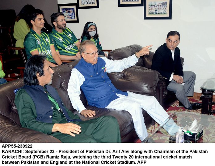 APP55-230922President-Karachi