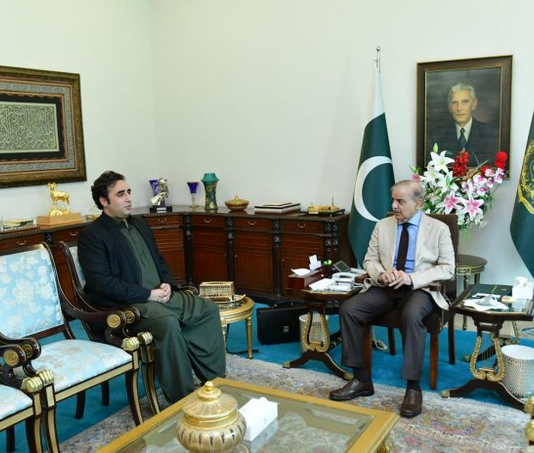 shahbaz-3-534x453