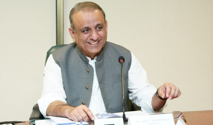 abdul-aleem-khan-minister-for-privatisation-696x409