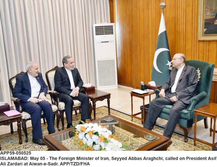 APP59-050525President-Islamabad