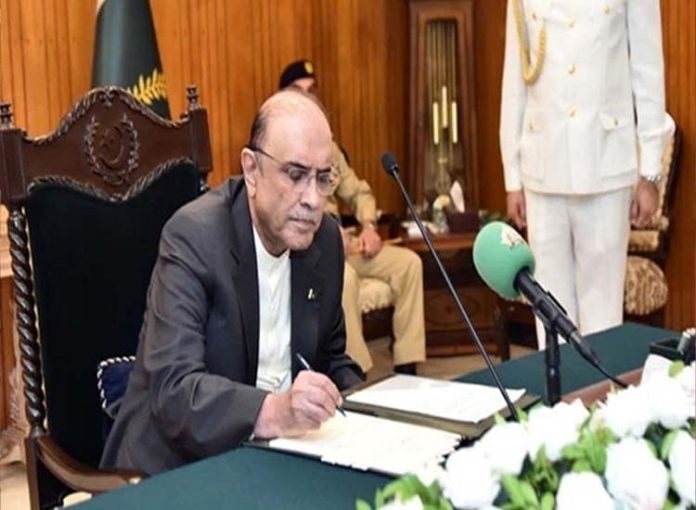 zardari-1-696x510